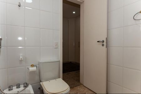 Apartamento à venda com 167m², 3 quartos e 3 vagasBanheiro Suíte