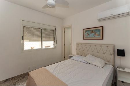 Apartamento à venda com 167m², 3 quartos e 3 vagasSuíte 2 