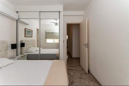 Apartamento à venda com 167m², 3 quartos e 3 vagasSuíte 2 