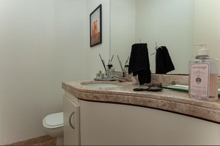 Apartamento à venda com 167m², 3 quartos e 3 vagasLavabo