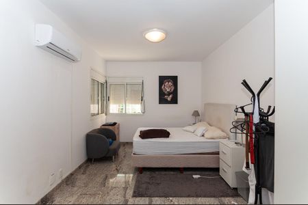 Apartamento à venda com 167m², 3 quartos e 3 vagasSuíte