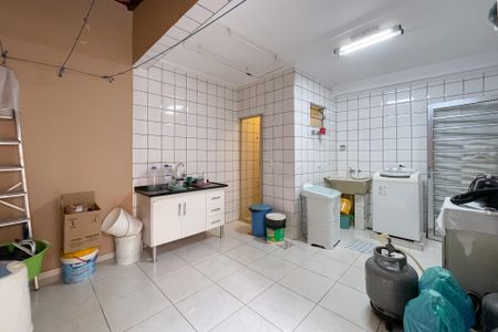 Casa à venda com 159m², 3 quartos e 2 vagas Casa à venda com 159m², 3 quartos e 2 vagasÁrea de Serviço