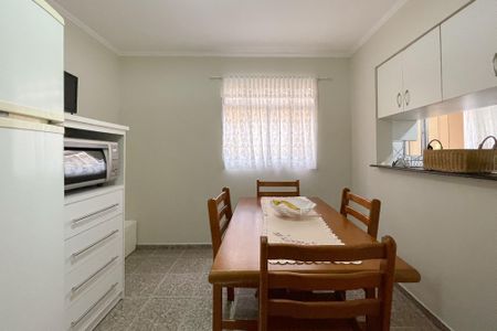 Casa à venda com 159m², 3 quartos e 2 vagas Casa à venda com 159m², 3 quartos e 2 vagasCopa