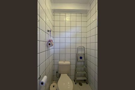 Casa à venda com 159m², 3 quartos e 2 vagas Casa à venda com 159m², 3 quartos e 2 vagasLavabo
