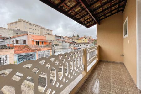 Casa à venda com 159m², 3 quartos e 2 vagas Casa à venda com 159m², 3 quartos e 2 vagasSacada - Suíte