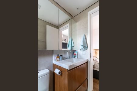 Apartamento à venda com 69m², 2 quartos e 1 vaga Apartamento à venda com 69m², 2 quartos e 1 vagaBanheiro da Suíte