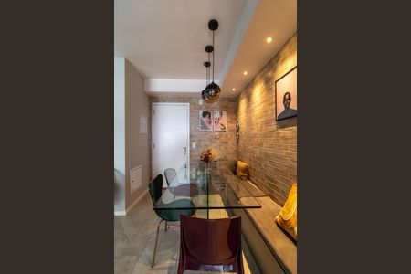 Apartamento à venda com 69m², 2 quartos e 1 vaga Apartamento à venda com 69m², 2 quartos e 1 vagaSala de Jantar