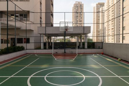 Apartamento à venda com 69m², 2 quartos e 1 vaga Apartamento à venda com 69m², 2 quartos e 1 vagaÁrea comum - Quadra