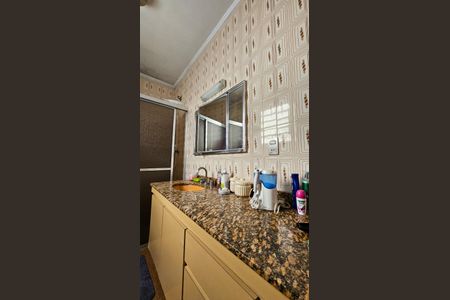 Casa à venda com 290m², 3 quartos e 2 vagas Casa à venda com 290m², 3 quartos e 2 vagasBanheiro 2