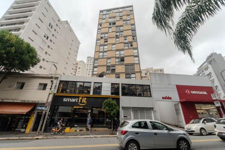 Apartamento à venda com 44m², 1 quarto e sem vagaFachada