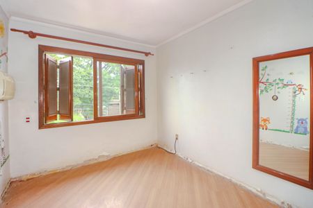Casa à venda com 380m², 3 quartos e 5 vagas Casa à venda com 380m², 3 quartos e 5 vagasQuarto 1