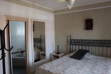 Casa à venda com 320m², 3 quartos e 6 vagasSuíte