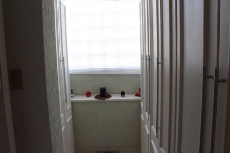 Casa à venda com 320m², 3 quartos e 6 vagasCloset da Suíte