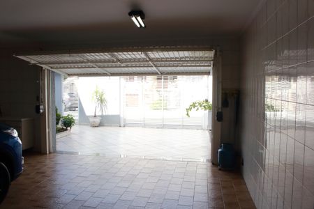 Casa à venda com 320m², 3 quartos e 6 vagasGaragem