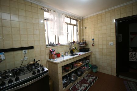 Apartamento à venda com 101m², 2 quartos e 1 vagaCozinha