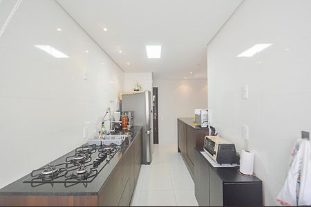 Apartamento à venda com 58m², 2 quartos e 1 vaga Apartamento à venda com 58m², 2 quartos e 1 vagaCozinha e Área de Serviço