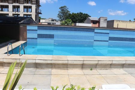 Apartamento à venda com 65m², 2 quartos e 1 vagaÁrea comum - Piscina