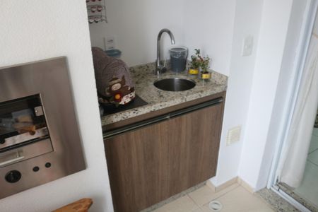 Apartamento à venda com 65m², 2 quartos e 1 vagaVaranda