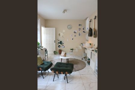 Casa à venda com 175m², 3 quartos e 3 vagasSala de estar