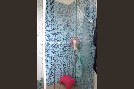 Casa à venda com 175m², 3 quartos e 3 vagasBanheiro 1