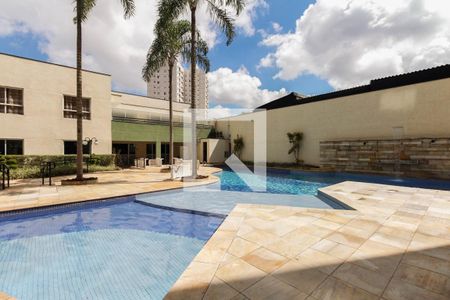 Apartamento à venda com 67m², 3 quartos e 1 vagaCondomínio - Piscina