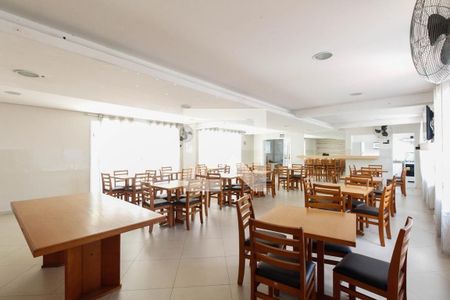 Apartamento à venda com 67m², 3 quartos e 1 vagaCondomínio - Salão de Festas