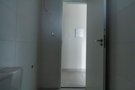 Apartamento à venda com 59m², 2 quartos e 2 vagas Apartamento à venda com 59m², 2 quartos e 2 vagasBanheiro