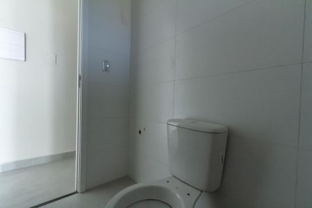 Apartamento à venda com 60m², 2 quartos e 2 vagas Apartamento à venda com 60m², 2 quartos e 2 vagasBanheiro
