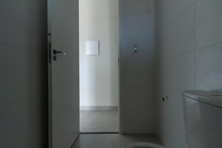 Apartamento à venda com 60m², 2 quartos e 2 vagas Apartamento à venda com 60m², 2 quartos e 2 vagasBanheiro
