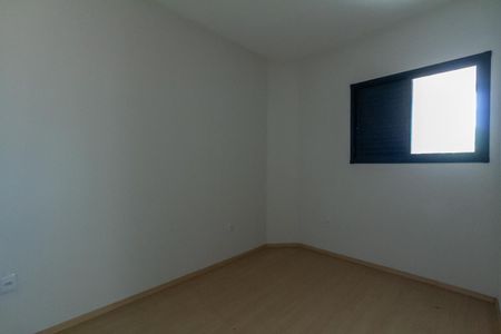 Apartamento à venda com 60m², 2 quartos e 2 vagas Apartamento à venda com 60m², 2 quartos e 2 vagasQuarto 2