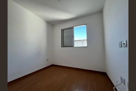 Apartamento para alugar com 3 quartos, 100m² em Caiçaras, Belo Horizonte