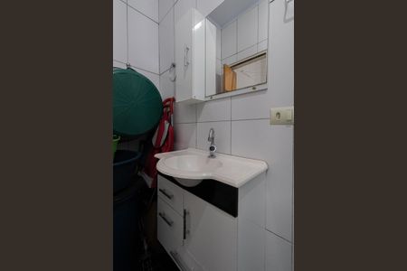 Casa à venda com 170m², 5 quartos e 6 vagasCasa 2 - Banheiro
