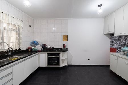 Casa à venda com 170m², 5 quartos e 6 vagasCasa 3 - Cozinha