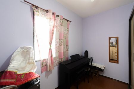 Casa à venda com 170m², 5 quartos e 6 vagasCasa 1 - Quarto 2