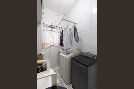 Casa à venda com 170m², 5 quartos e 6 vagasCasa 2 - Área de Serviço