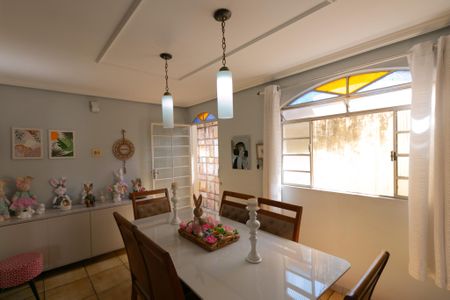 Casa à venda com 490m², 4 quartos e 1 vaga Casa à venda com 490m², 4 quartos e 1 vagaCopa