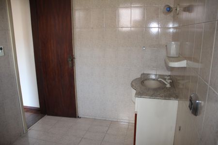 Casa à venda com 360m², 6 quartos e 6 vagasBanheiro da Suíte 2