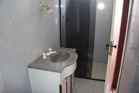 Casa à venda com 360m², 6 quartos e 6 vagasBanheiro da Suíte 1