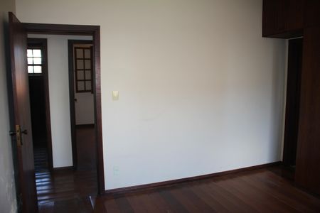 Casa à venda com 360m², 6 quartos e 6 vagasSuíte 2