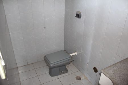 Casa à venda com 360m², 6 quartos e 6 vagasBanheiro da Suíte 1