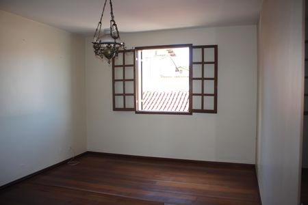 Casa à venda com 360m², 6 quartos e 6 vagasSala 2