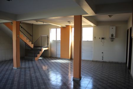 Casa à venda com 360m², 6 quartos e 6 vagasÁrea Externa