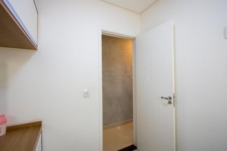 Apartamento à venda com 134m², 3 quartos e 2 vagasQuarto 2