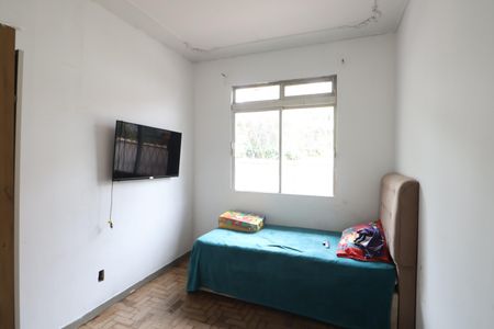 Casa à venda com 98m², 3 quartos e 4 vagasQuarto 2