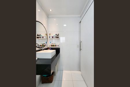 Apartamento à venda com 150m², 4 quartos e 3 vagasBanheiro da Suíte 2