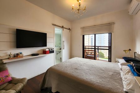 Apartamento à venda com 150m², 4 quartos e 3 vagasSuíte 1