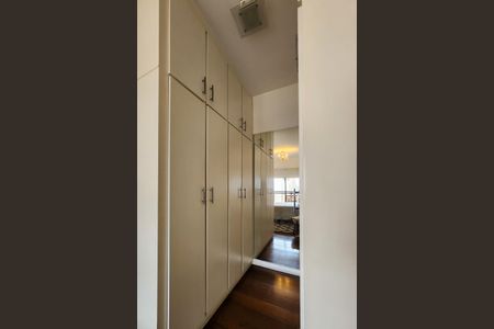 Apartamento à venda com 150m², 4 quartos e 3 vagasSuíte 1