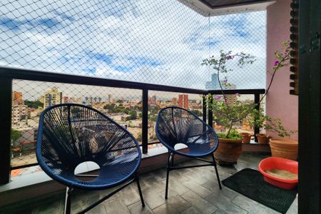 Apartamento à venda com 150m², 4 quartos e 3 vagasVaranda