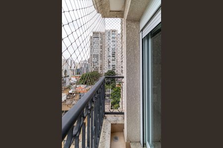 Apartamento à venda com 191m², 3 quartos e 4 vagas Apartamento à venda com 191m², 3 quartos e 4 vagasVaranda da Suíte 2