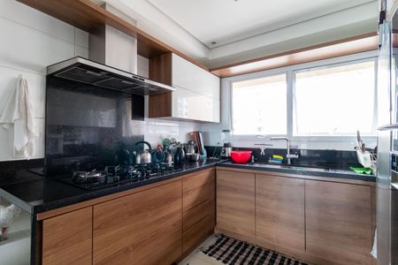 Apartamento à venda com 191m², 3 quartos e 4 vagas Apartamento à venda com 191m², 3 quartos e 4 vagasCozinha